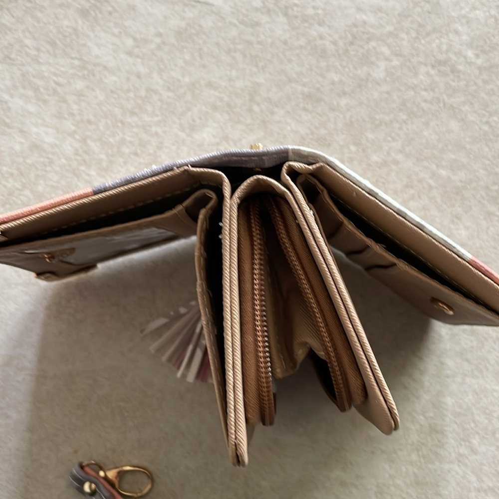 Wallet - Picture 7 of 8